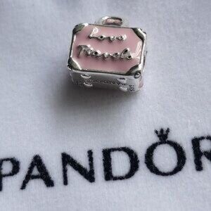 Pandora Love Travels Charm